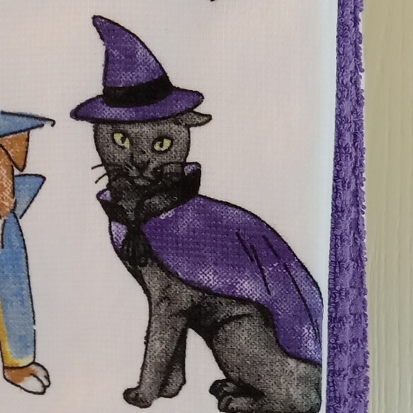 Rae Dunn Halloween Towel Set of 3 - Picture 4 of 6